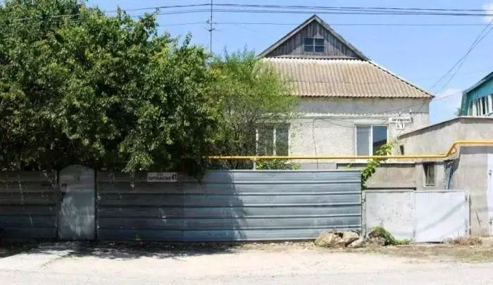 Дом в Крым, Сакский район, с. Штормовое ул. Партизанская, 39 (237 м) - Фото 0