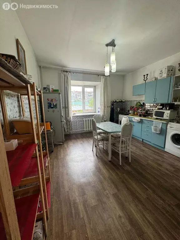 3-комнатная квартира: Кызыл, Горная улица, 13 (80 м) - Фото 1