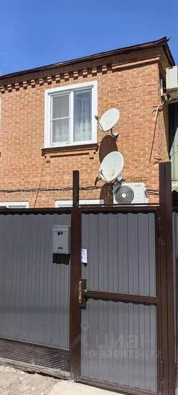 Дом в Краснодарский край, Динской район, Новотитаровская ст-ца ул. ... - Фото 1