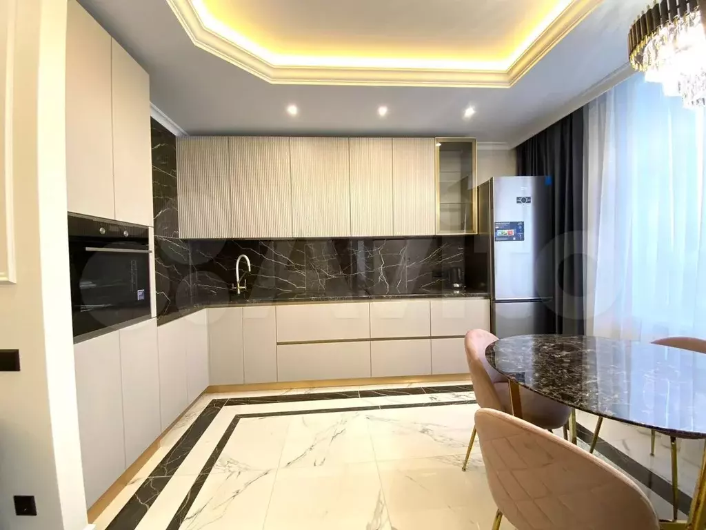 3-к. квартира, 90 м, 13/20 эт. - Фото 0