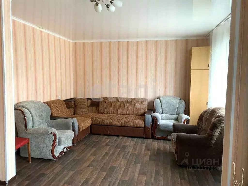 3-к кв. Брянская область, Брянск ул. Брянского Фронта, 28 (86.6 м) - Фото 1