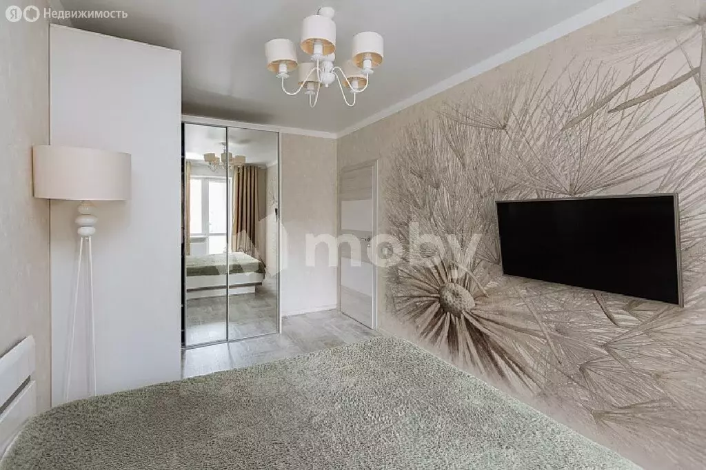 3-комнатная квартира: Калининград, улица Маршала Жукова, 13 (85 м) - Фото 1