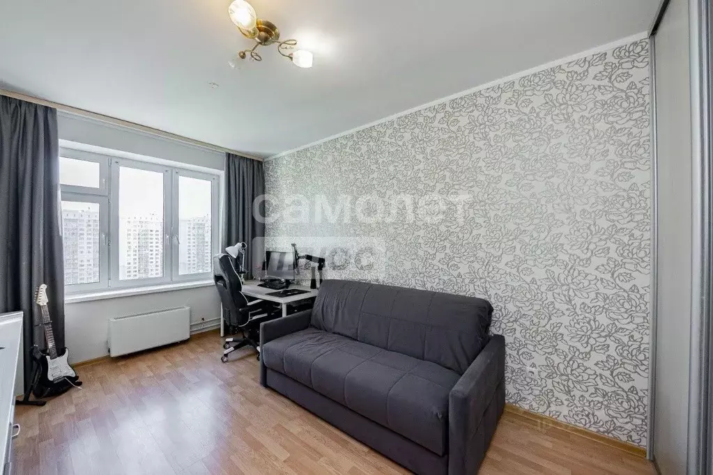 1-к кв. Тюменская область, Тюмень ул. Николая Федорова, 17 (40.0 м) - Фото 2