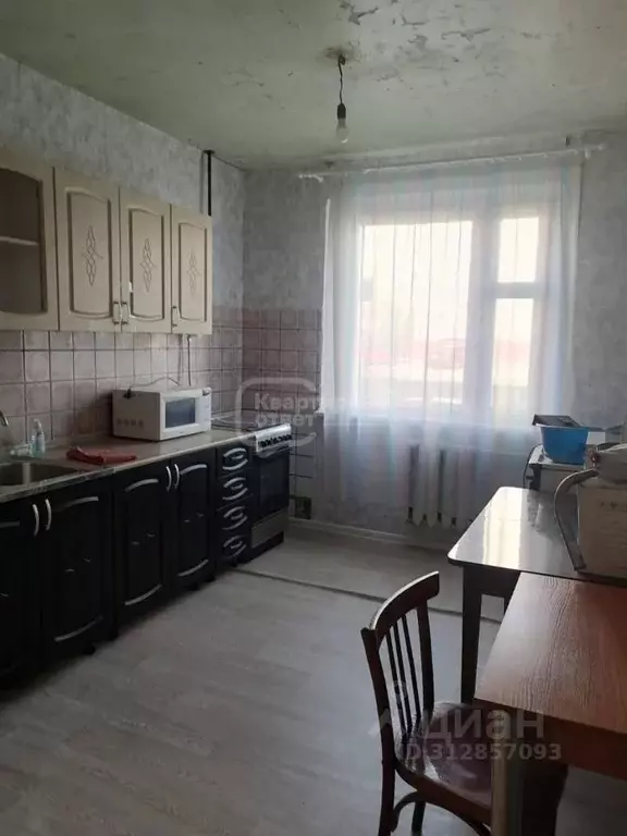 3-к кв. Владимирская область, Владимир ул. Комиссарова, 1б (65.0 м) - Фото 0