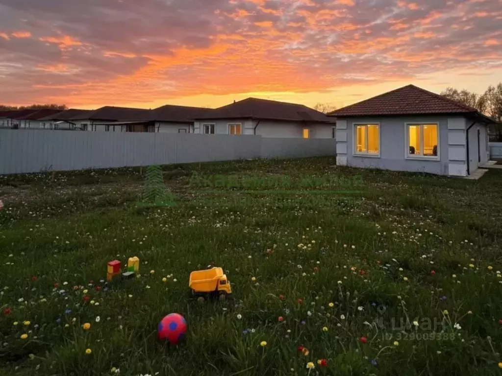 Дом в Саратовская область, Саратов проезд 9-й Зерновой, 24 (85 м) - Фото 1