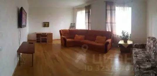 3-к кв. Тюменская область, Тюмень ул. Салтыкова-Щедрина, 58 (79.6 м) - Фото 1