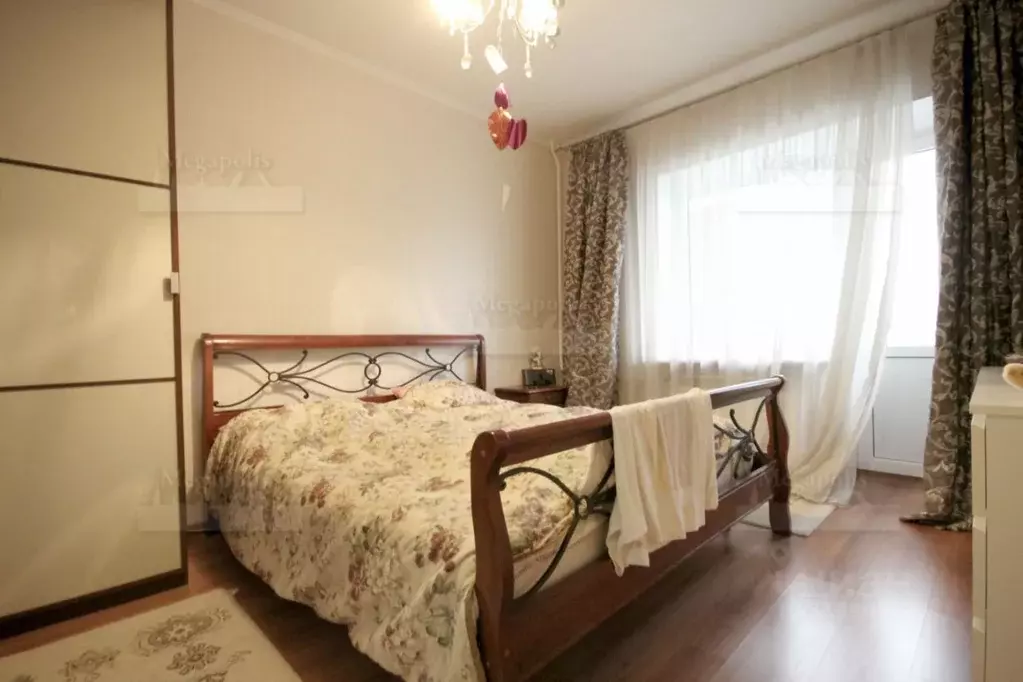 2-к кв. Санкт-Петербург Варшавская ул., 19к2 (65.0 м) - Фото 0