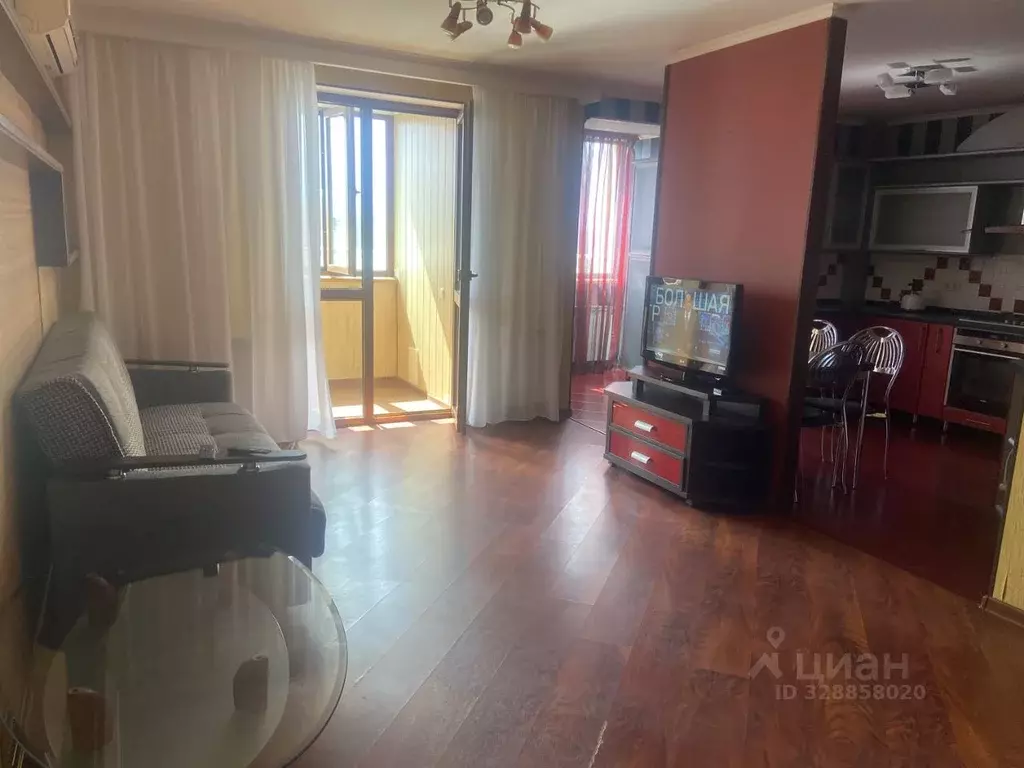 2-к кв. Крым, Симферополь пер. Совхозный, 5А (60.0 м) - Фото 1