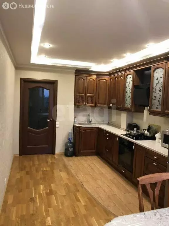 3-комнатная квартира: Тверь, Озёрная улица, 16к1 (101 м) - Фото 1