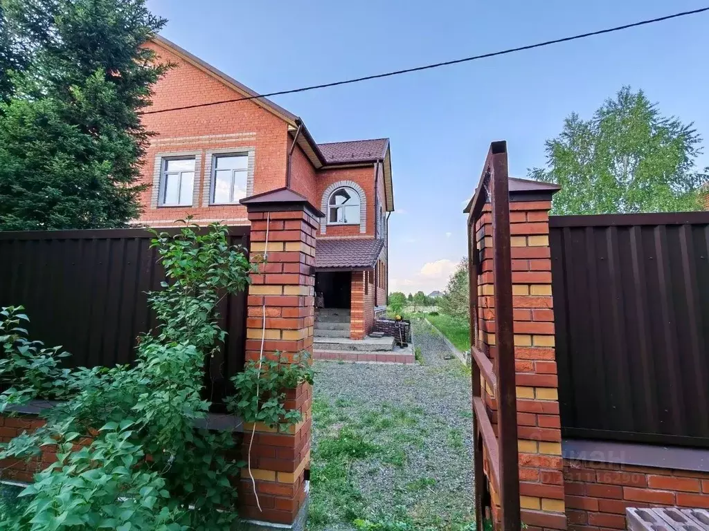 Дом в Алтайский край, Бийск городской округ, с. Фоминское ул. ... - Фото 1