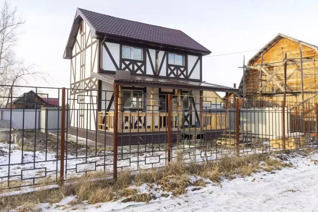 Дом в Тюменская область, Тюмень Зауралец СНТ, ул. Клубничная (63 м) - Фото 1