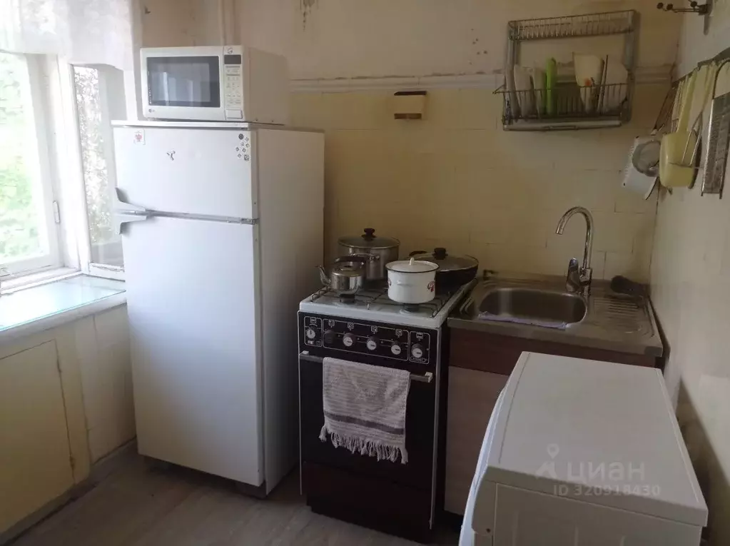 2-к кв. Ярославская область, Ярославль ул. Титова, 14 (45.0 м) - Фото 0
