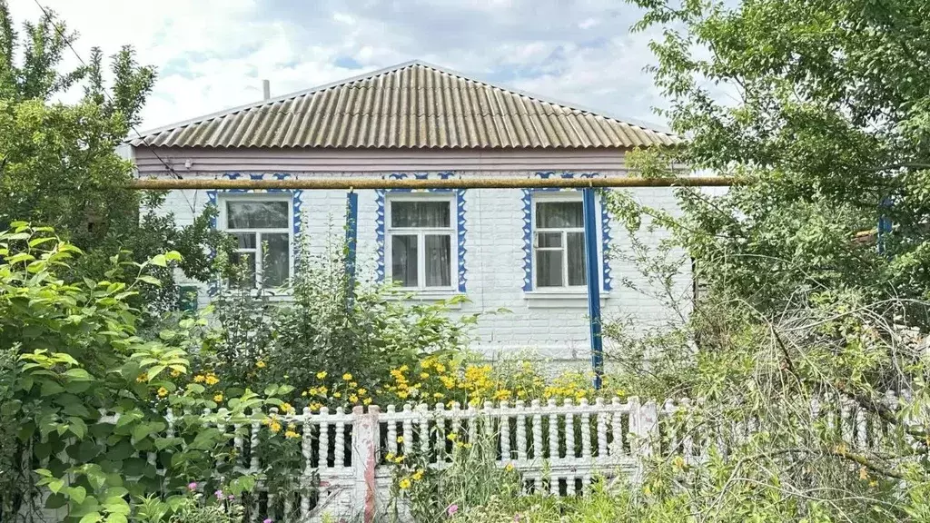 Дом в Белгородская область, Чернянка рп ул. Комарова, 30 (601 м) - Фото 1