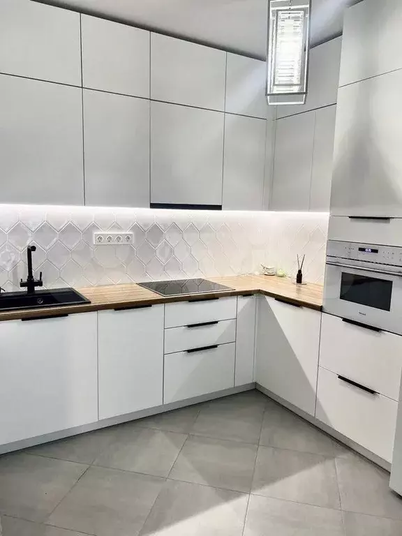 2-к. квартира, 50 м, 14/18 эт. - Фото 0