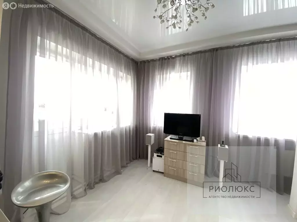 1-комнатная квартира: Магнитогорск, улица Татьяничевой, 300 (42.6 м) - Фото 2