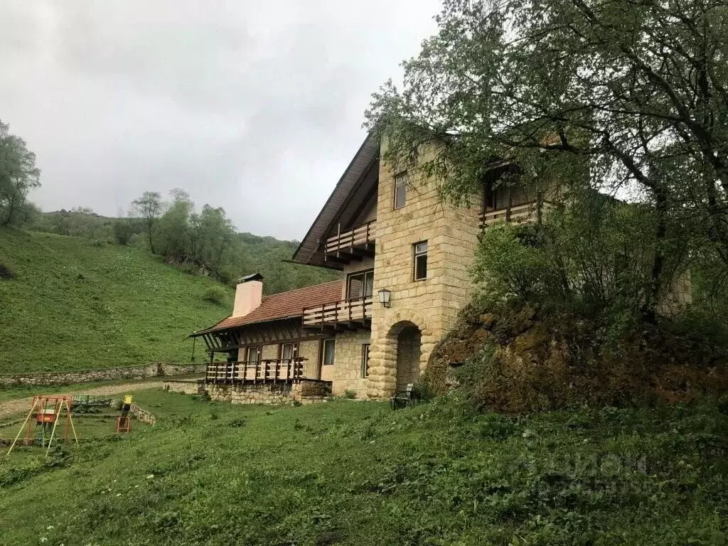 Комната Карачаево-Черкесия, Малокарачаевский район, с. Хасаут  (10.0 ... - Фото 0