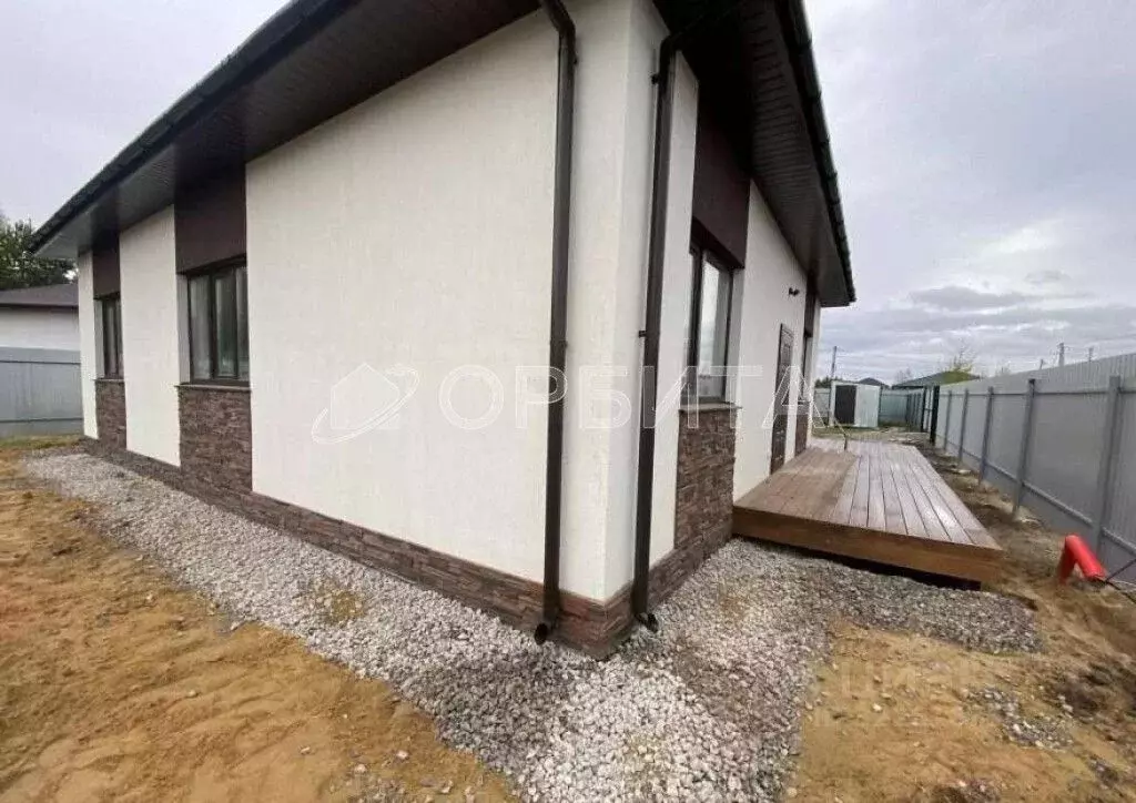 Дом в Тюменская область, Тюменский муниципальный округ, с. Перевалово ... - Фото 1