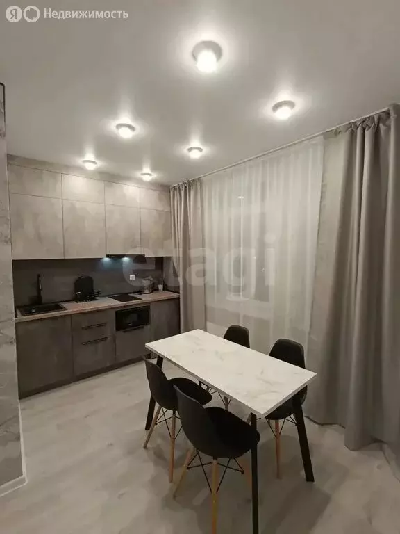 2-комнатная квартира: Тюмень, Харьковская улица, 74 (39.4 м) - Фото 2