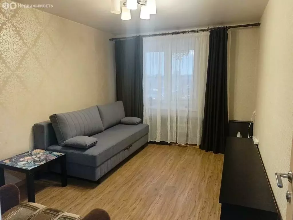 2-комнатная квартира: Чебоксары, проспект Мира, 72 (38 м) - Фото 1