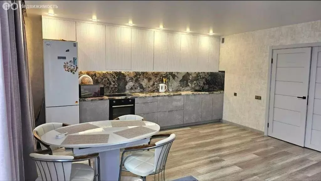 3-комнатная квартира: Тюмень, улица Червишевский Тракт, 58 (110 м) - Фото 1