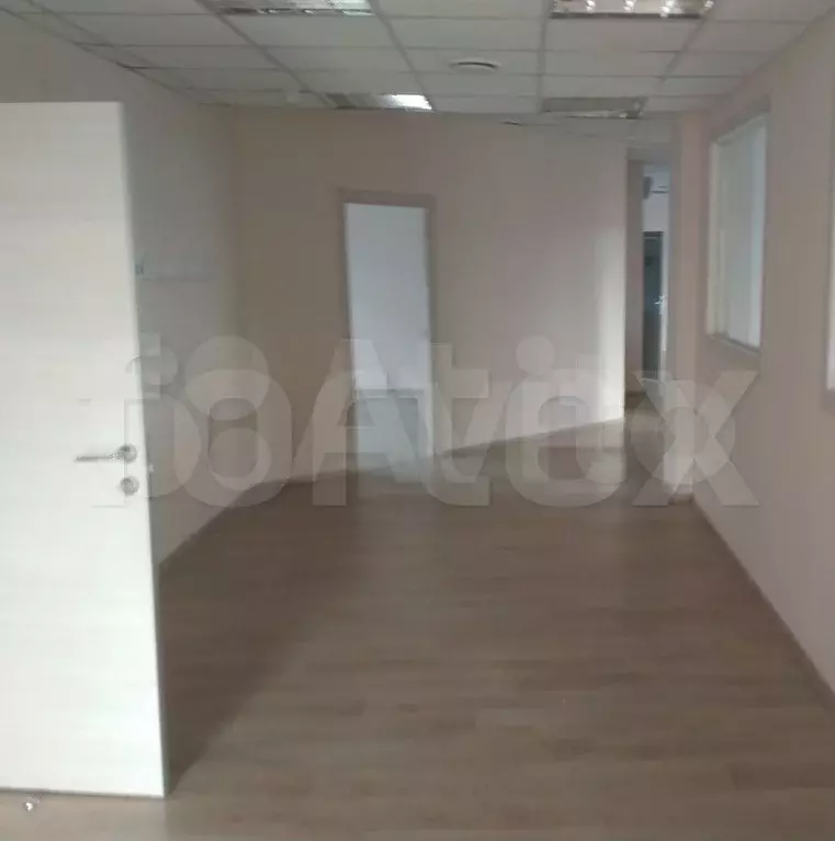Продам офисное помещение, 1000 м - Фото 1