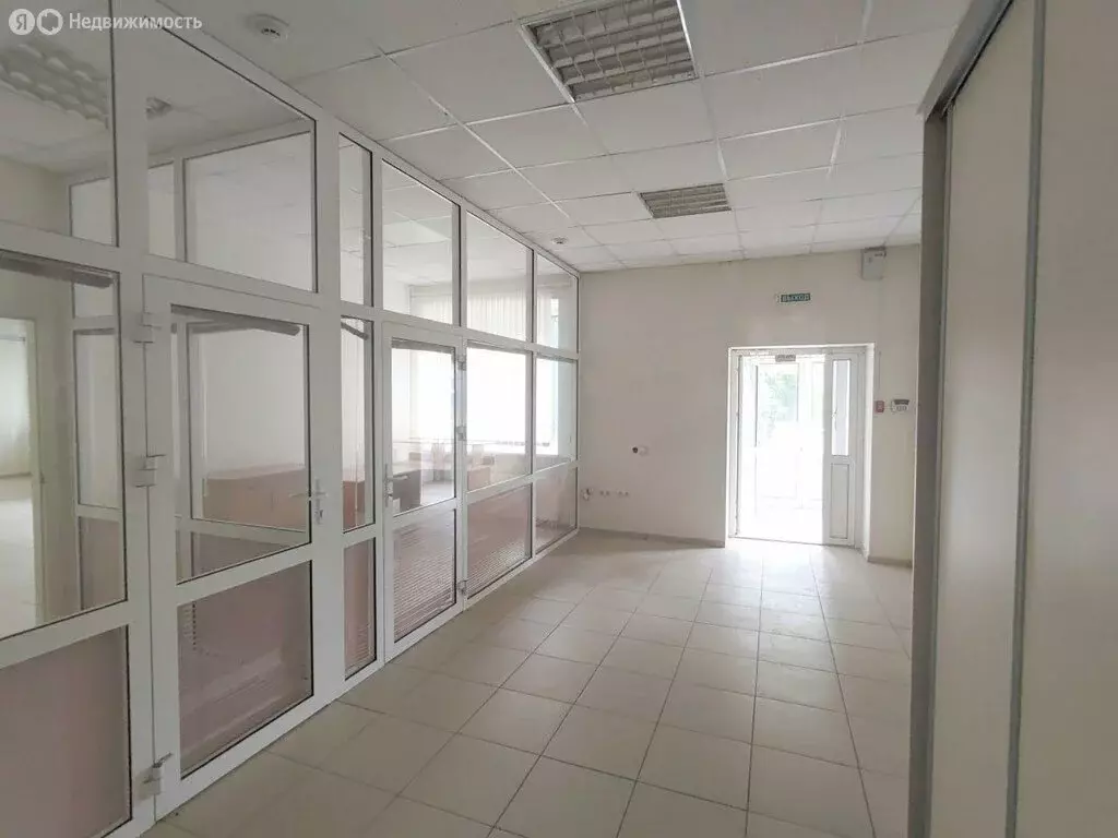 Помещение свободного назначения (377 м) - Фото 1