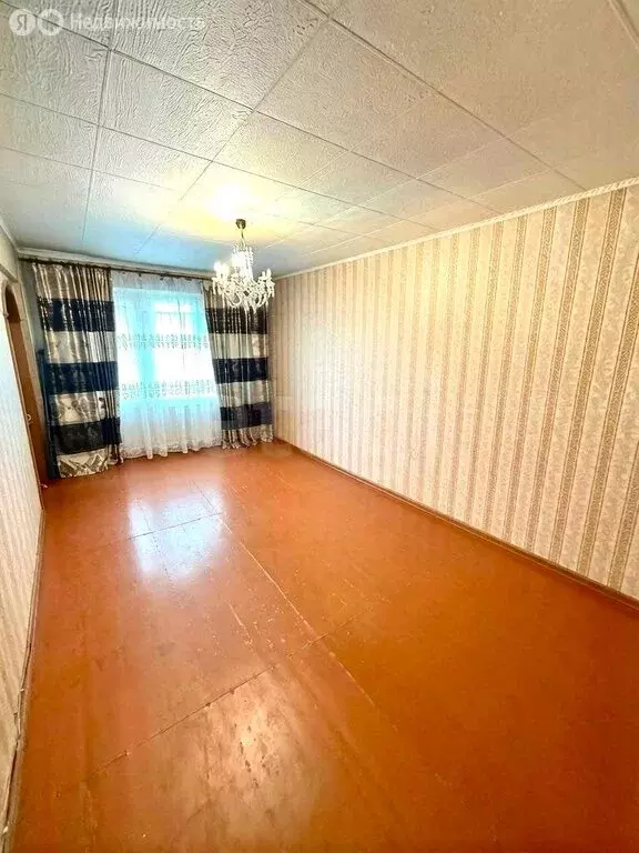 3-комнатная квартира: Ачинск, 9-й микрорайон, 7 (64.9 м) - Фото 2