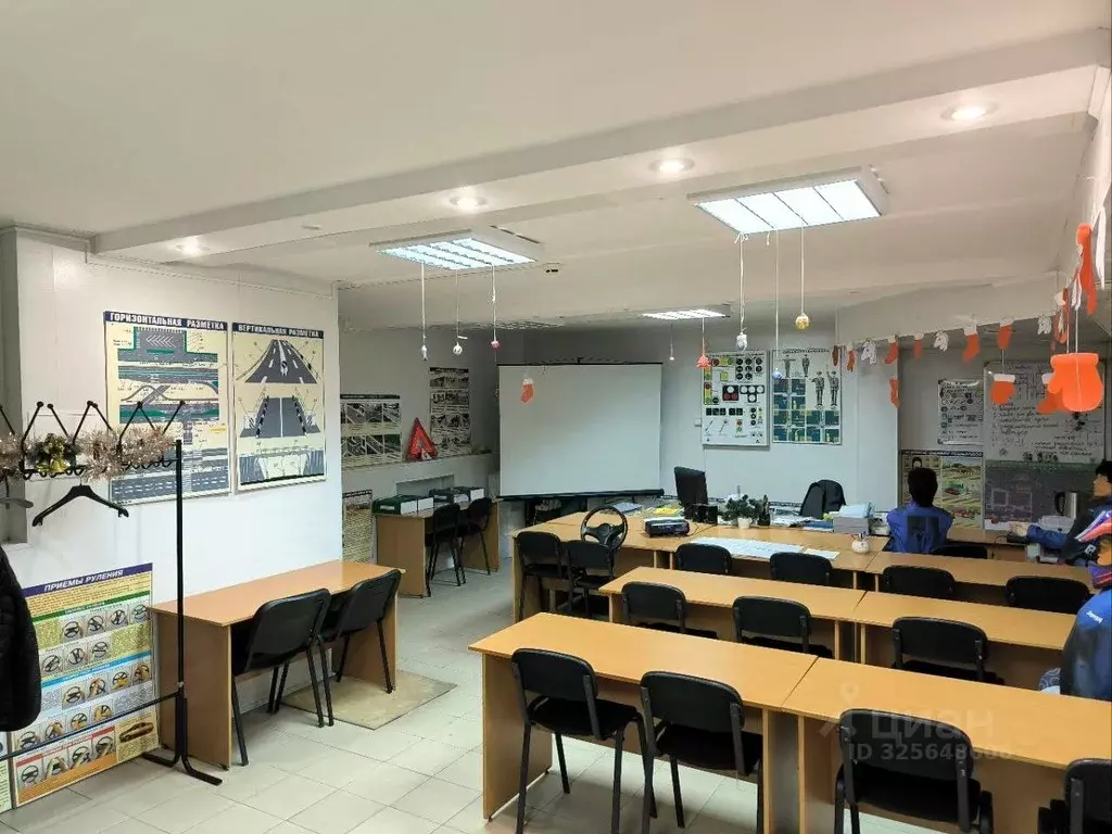 Помещение свободного назначения в Новосибирская область, Бердск ул. ... - Фото 1