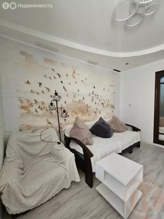 4-комнатная квартира: Евпатория, улица Володарского, 14 (250 м) - Фото 1