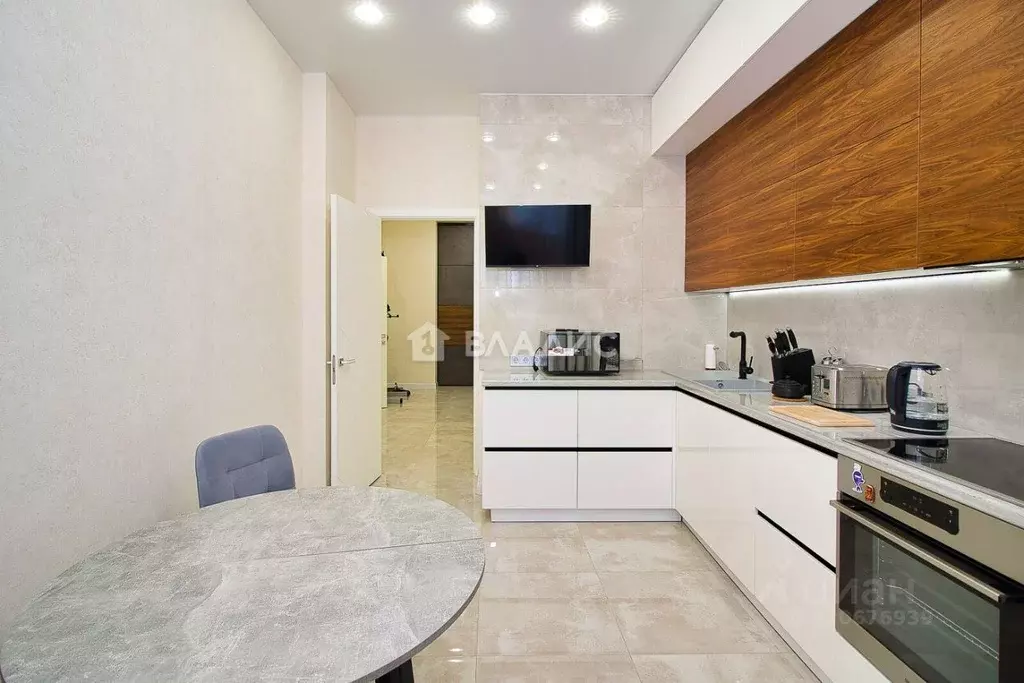 2-к кв. Владимирская область, Владимир ул. Крайнова, 3 (70.7 м) - Фото 2