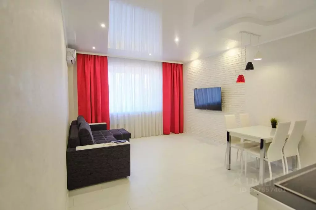 2-к кв. Татарстан, Казань ул. Вишневского, 11А (60.0 м) - Фото 2