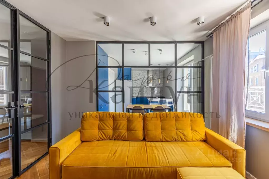 3-к кв. Нижегородская область, Нижний Новгород пл. Свободы, 7 (93.5 м) - Фото 1