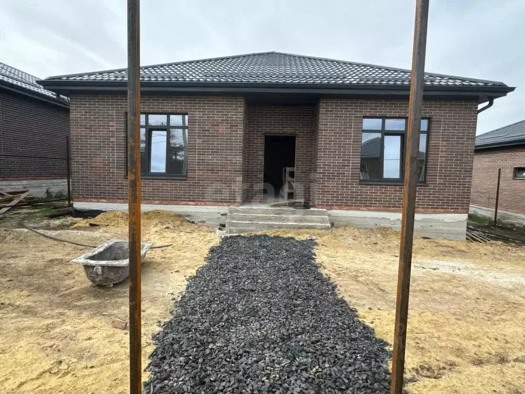 Дом в Ростовская область, Аксайский район, Щепкинское с/пос, пос. ... - Фото 1