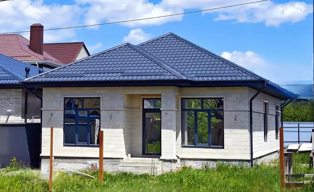 Дом в Ставропольский край, Ставрополь Марьинская ул., 26А (120 м) - Фото 0