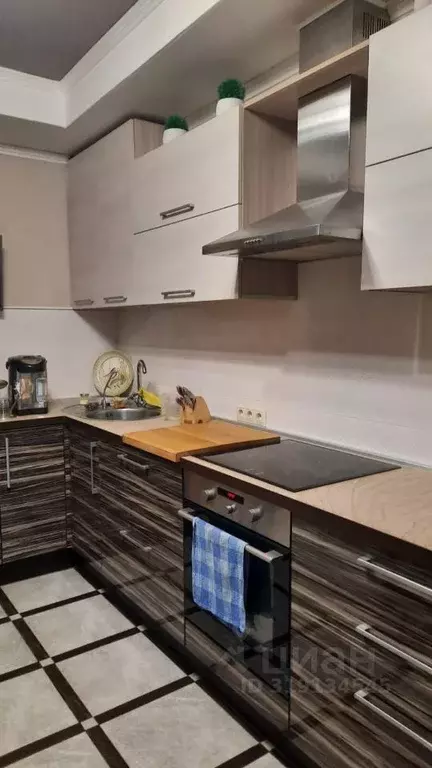 2-к кв. Самарская область, Тольятти ул. Лизы Чайкиной, 70А (67.0 м) - Фото 0