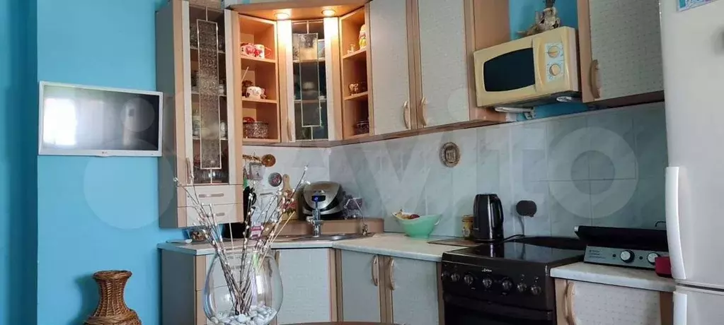 2-к. квартира, 60м, 6/9эт. - Фото 0