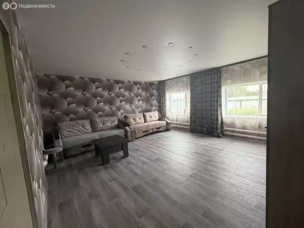 Дом в село Советское, Лесная улица (100 м) - Фото 2