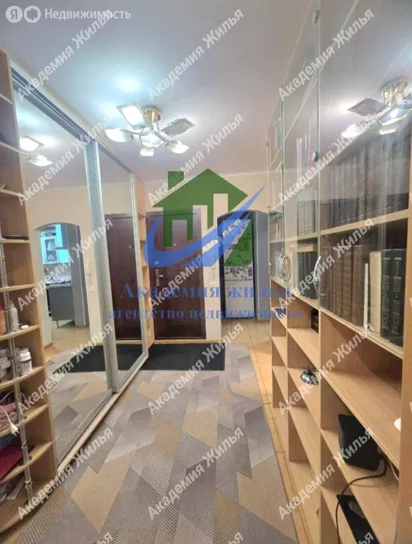 3-комнатная квартира: Орск, микрорайон Новый город, Краматорская ... - Фото 2