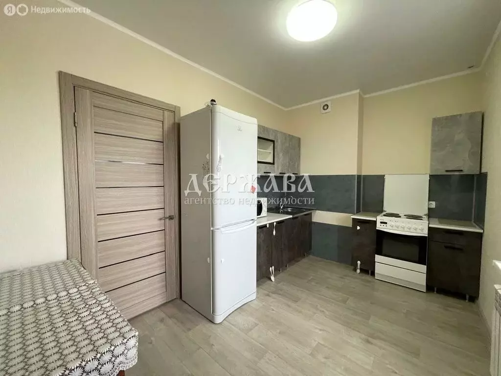 1-комнатная квартира: Старый Оскол, микрорайон Заречье, 17 (37 м) - Фото 1