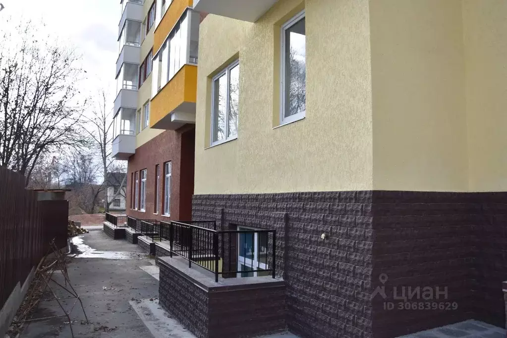 Помещение свободного назначения в Свердловская область, Екатеринбург ... - Фото 1