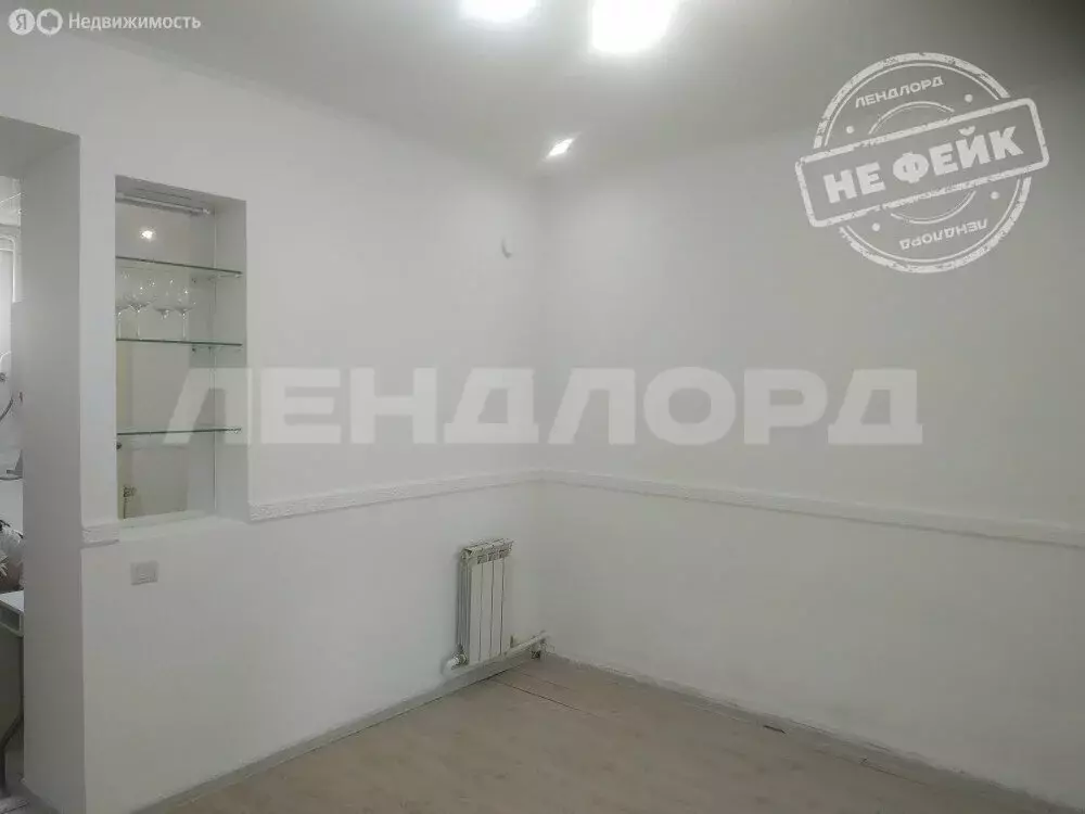 2-комнатная квартира: Новочеркасск, улица Калмыкова, 5 (38 м) - Фото 1