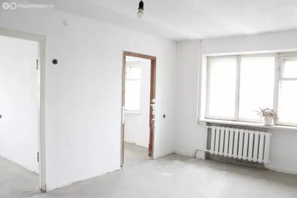 3-комнатная квартира: Волгоград, проспект Маршала Жукова, 115 (60 м) - Фото 1