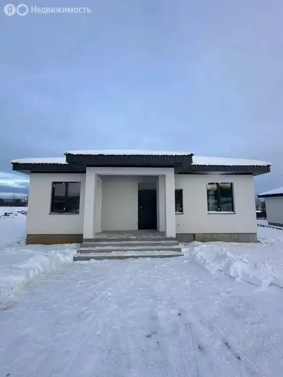 Дом в Пензенский район, Воскресеновский сельсовет (120 м) - Фото 1