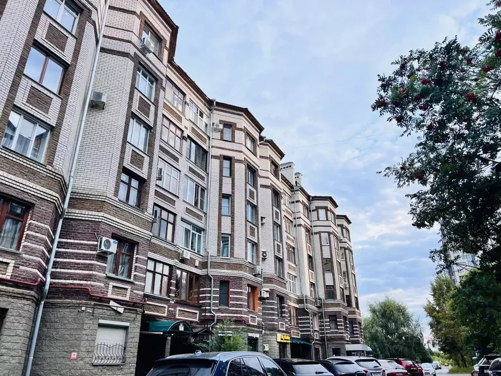 1-к кв. Татарстан, Казань ул. Сулеймановой, 7 (60.0 м) - Фото 1