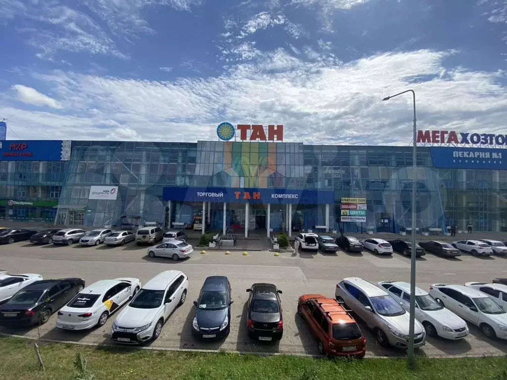 Помещение 37 м2 в ТЦ на трассе Аэропорт - Фото 1