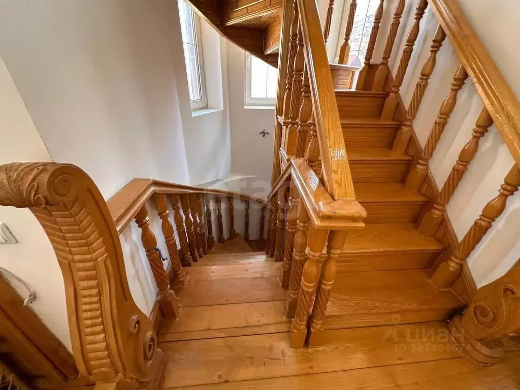 Дом в Ингушетия, Назрань ул. Батако Ужахова (428 м) - Фото 2