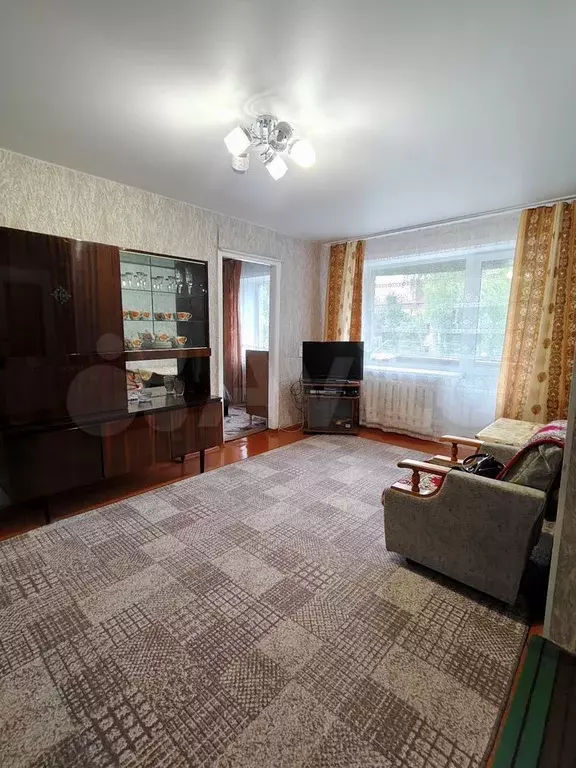 2-к. квартира, 46 м, 4/4 эт. - Фото 0