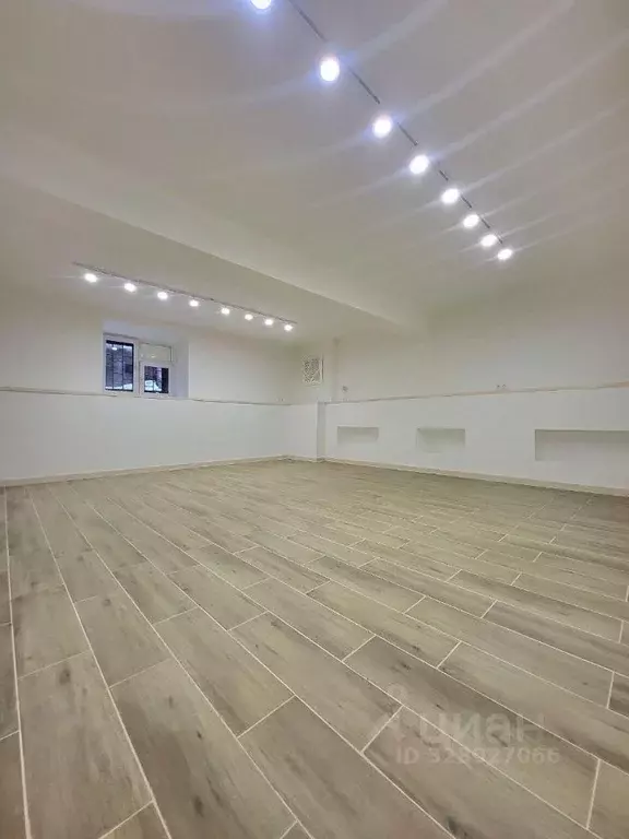 Помещение свободного назначения в Москва Новопесчаная ул., 8К3 (59 м) - Фото 1