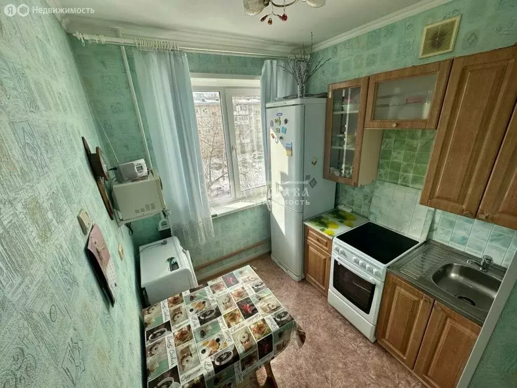2-комнатная квартира: Кемерово, Ленинградский проспект, 3 (48.5 м) - Фото 0
