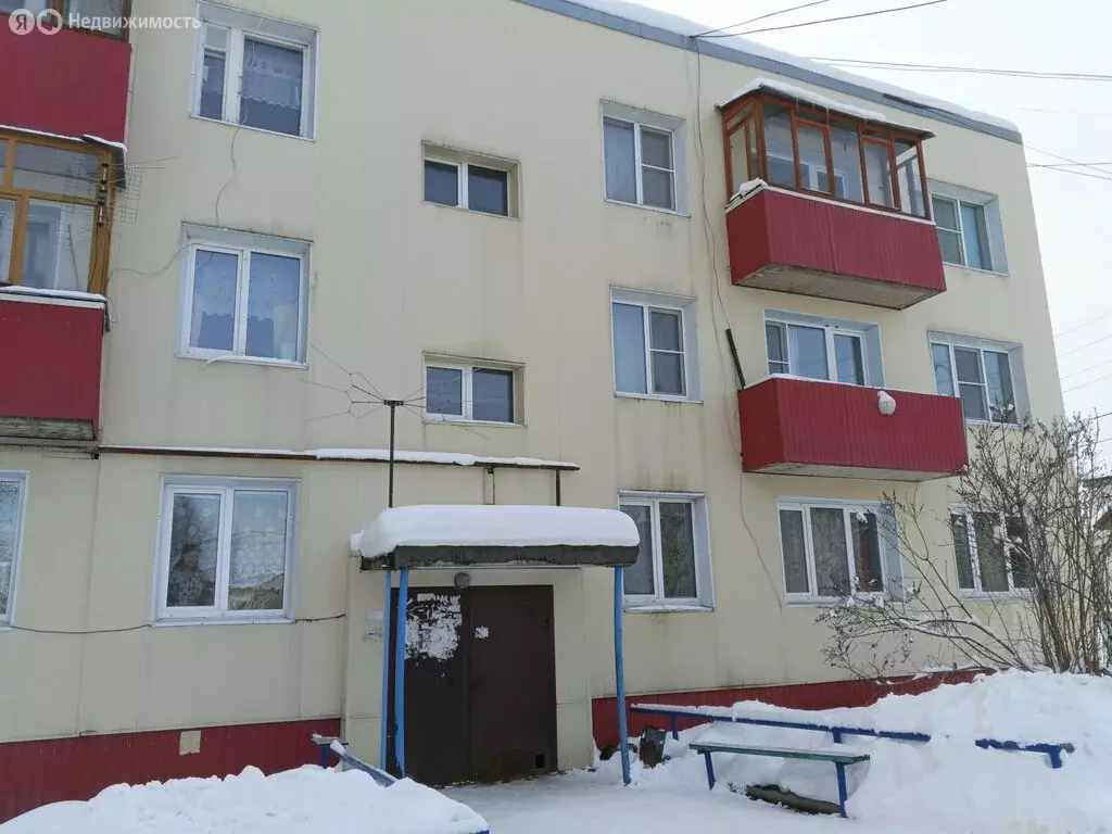 3-комнатная квартира: село Чернуха, Школьная улица, 26 (49.3 м) - Фото 1